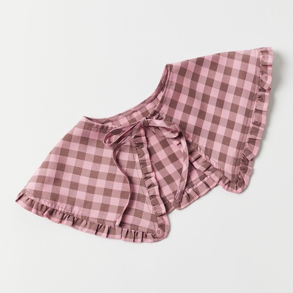 Urban Outfitters Accessories - Urban Outfitters Gingham Ruffle Collar